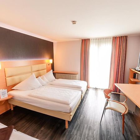 Plaza Inn Stuttgart-딧칭엔 외부 사진