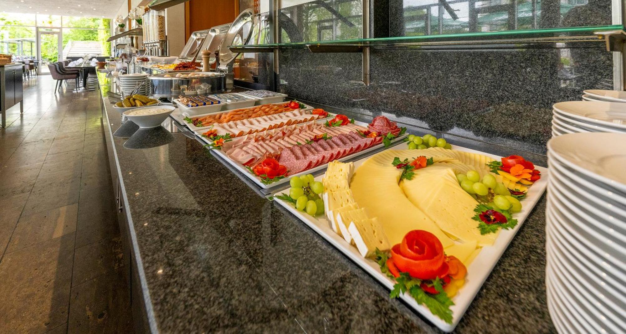 Plaza Inn Stuttgart-딧칭엔 외부 사진