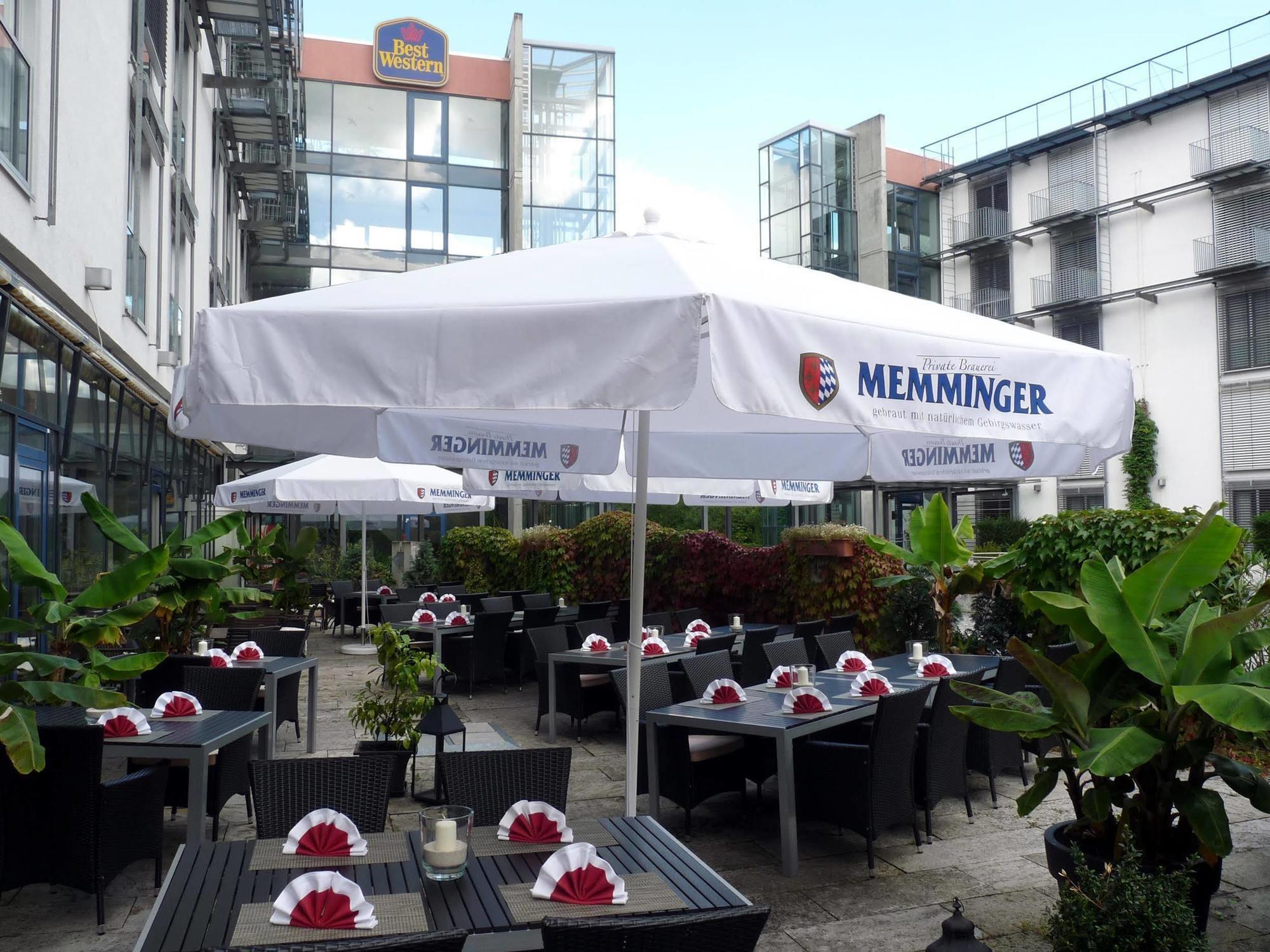 Plaza Inn Stuttgart-딧칭엔 레스토랑 사진
